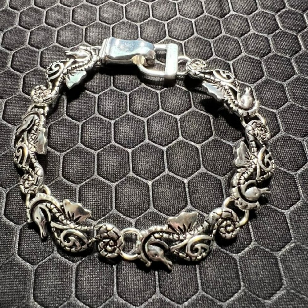 Seahorse Bracelet Made of Sterling Silver with Filagree Setting.